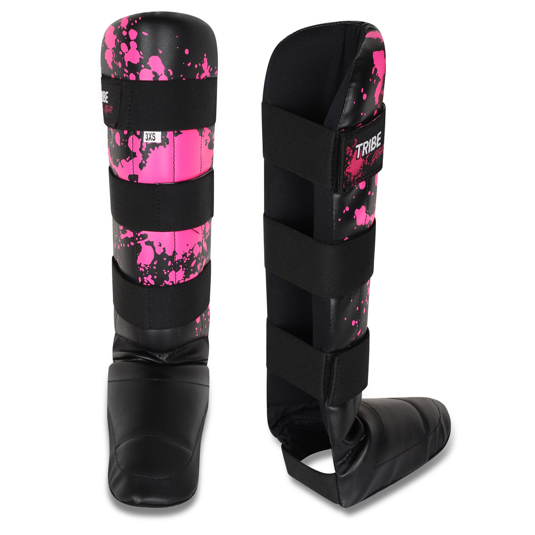 Kickboksen scheenbeschermers roze splash zijaanzicht van TribeGear